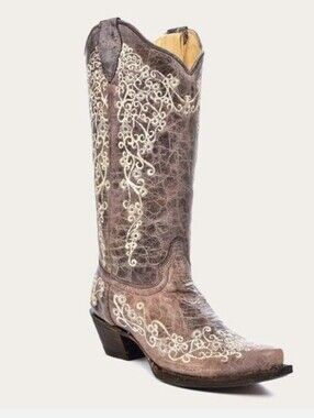 Brand New Corral Women's Distressed Brown Western Embroidered Boots 7.5